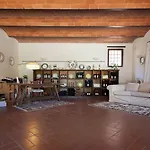 Castello Di Spaltenna Exclusive & Hotel