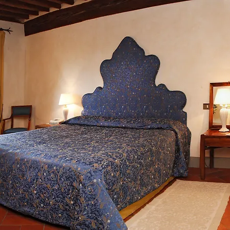 Castello Di Spaltenna Exclusive & Hotel
