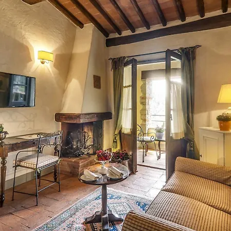 Castello Di Spaltenna Exclusive & Hotel