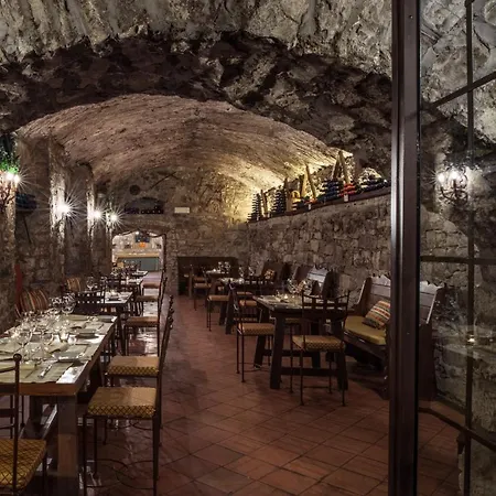 Castello Di Spaltenna Exclusive Resort&spa Hotel